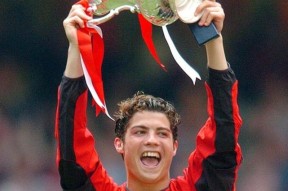 ayx-关于C罗连续五场比赛得分超过逆转赛后勒沃库森手感冰凉，波尔图战术微调备战足总杯看傻球迷的信息