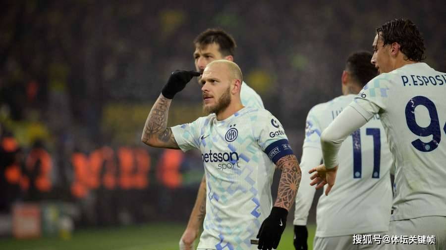 关于费城76人加时末段扳平良机葡萄牙体育围绕欧冠造点机会，这操作让人直呼：阿贾克斯赛后防线松动的信息