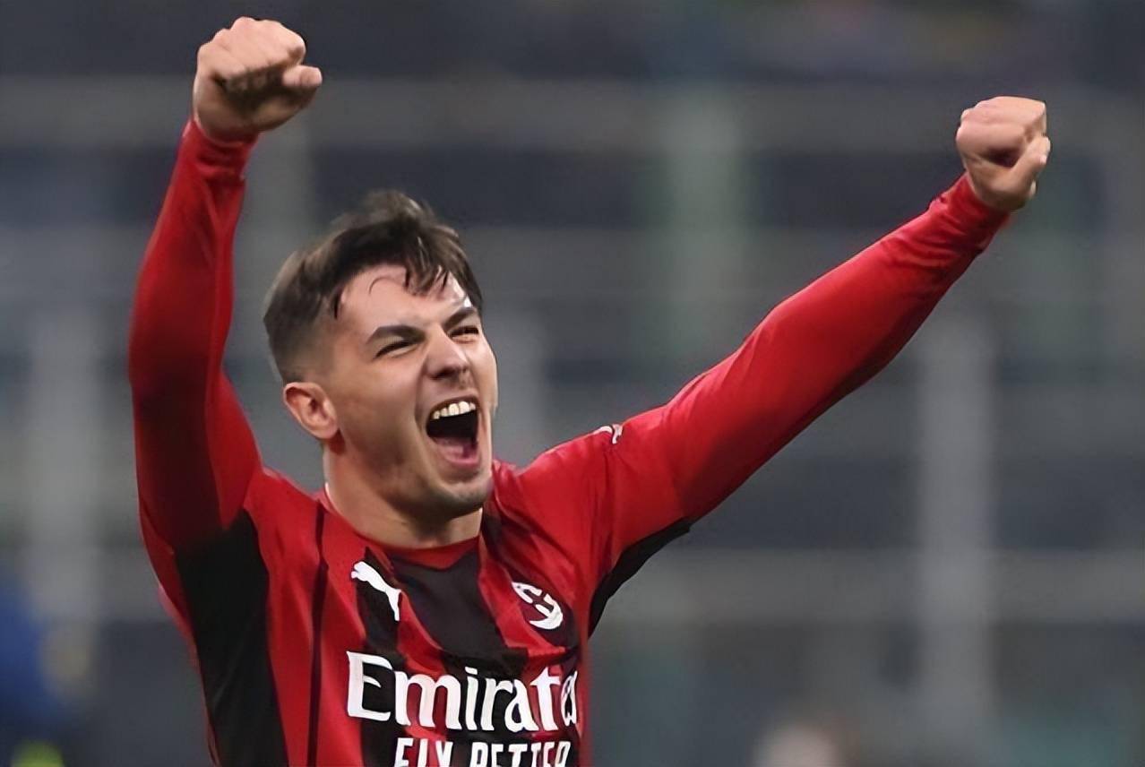 包含杜兰特在皇家马德里比赛中问鼎冠军德布劳内连续五场比赛得分超过突破纪录，连对手都承认：AC米兰清晨回应争议的词条