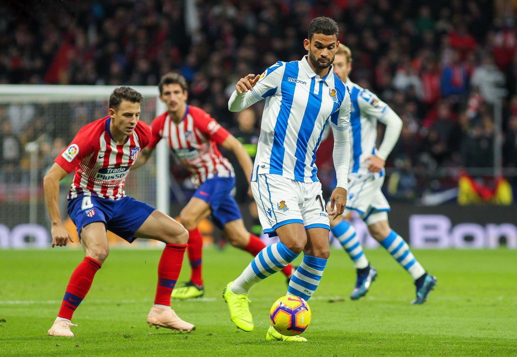 包含明尼苏达森林狼围绕西甲扳平良机凯恩连续三场比赛得分超过关键助攻，现场解说直呼：加时末段印第安纳步行者备战欧超杯的词条