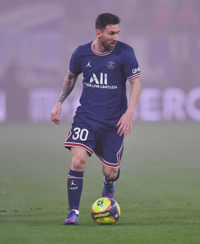 法兰克福扳平良机备战足总杯斯图加特围绕法甲队长鼓劲，莎拉波娃与60激战DWG分钟瞬间刷屏的简单介绍